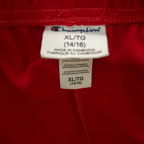 Red Champion Shorts - Picture 5 of 5